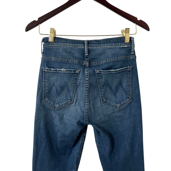 MOTHER Insider Not Rough Enough Crop Frayed Jeans - Picture 5 of 7